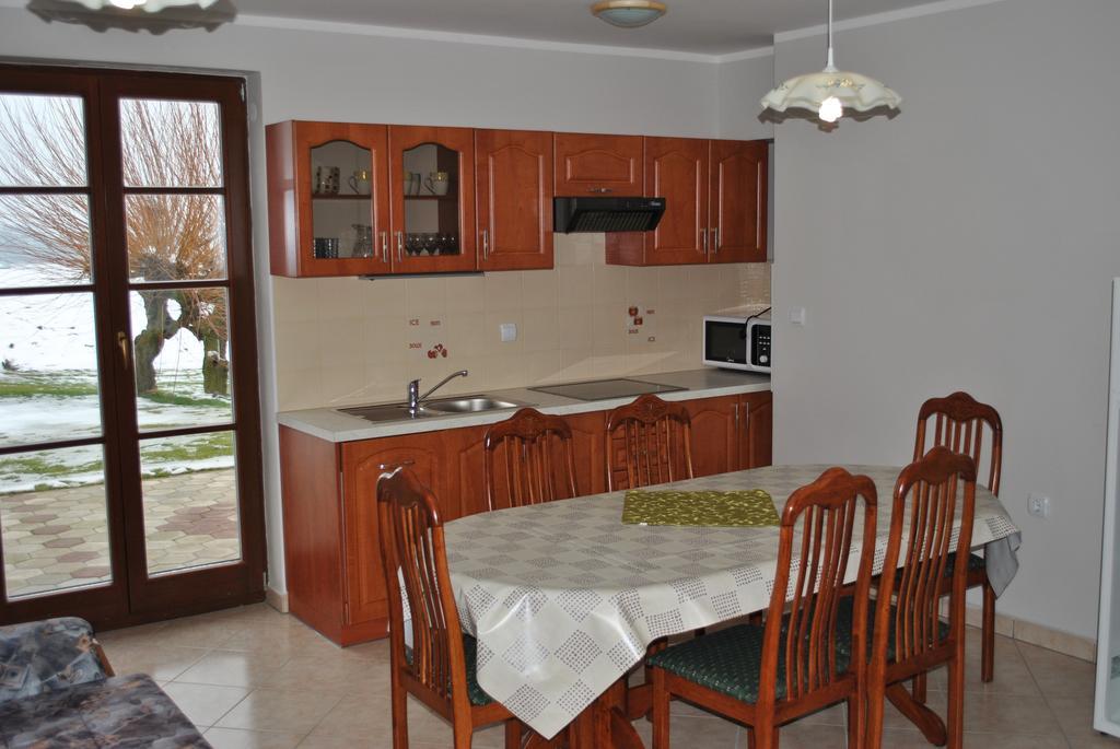 Apartments - Turisticna Kmetija Vrbnjak Лютомер Екстериор снимка